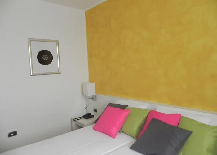 Ibis Styles Vintage Rom