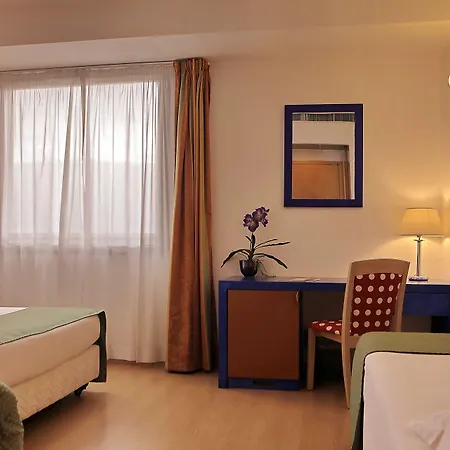 Otel Ibis Styles Vintage 4*